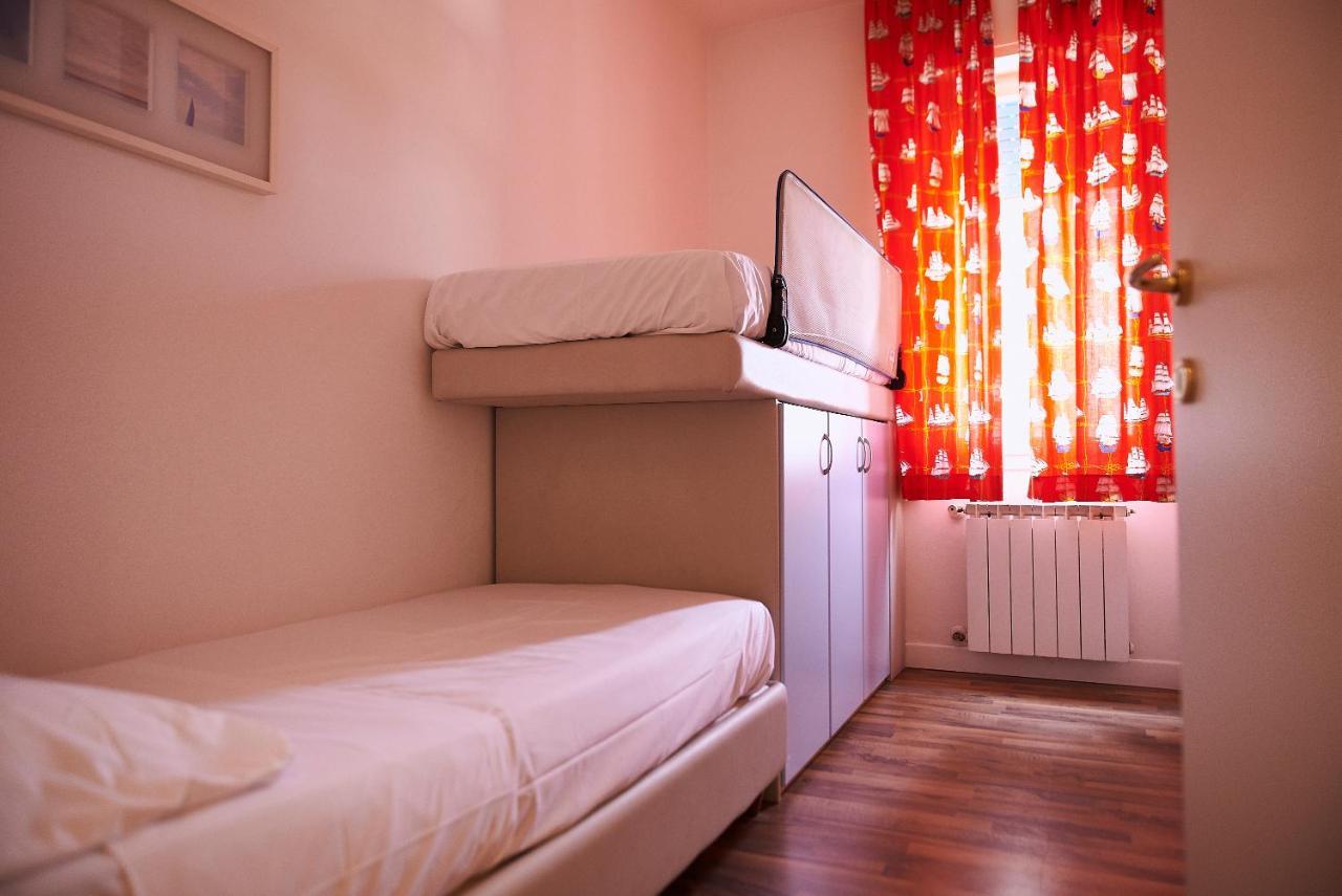 Appartamento Flaminia 30 Metri Dal Mare ลิโดดิเยโซโล ภายนอก รูปภาพ